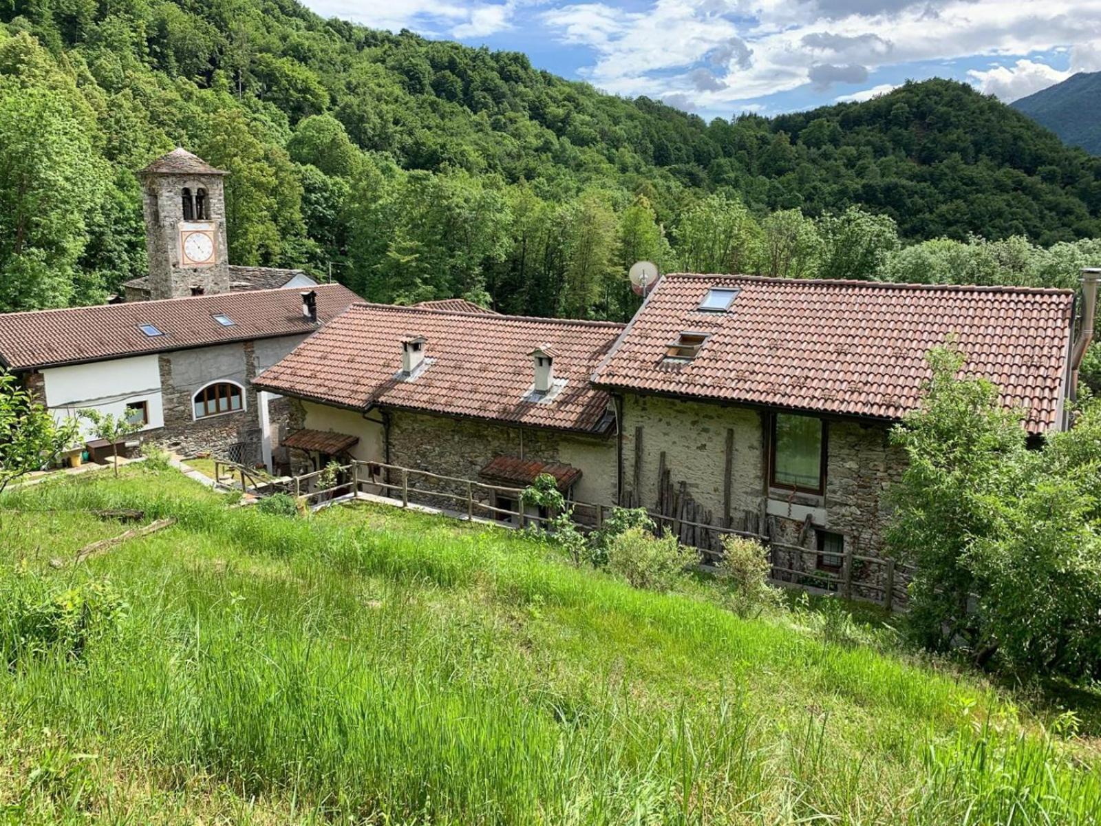 Affittacamere Montagne Verdi Varallo Dış mekan fotoğraf